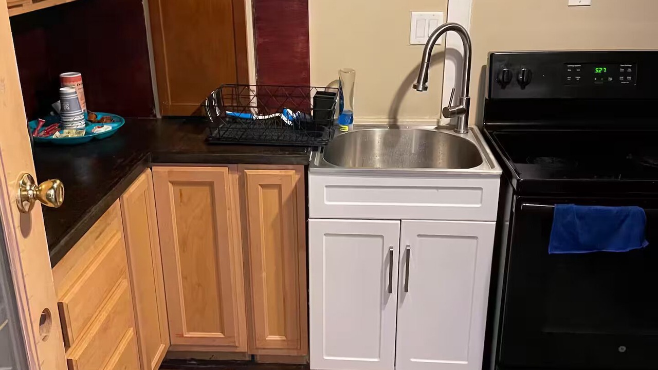 Photo of Kitchen in F. Q. Story