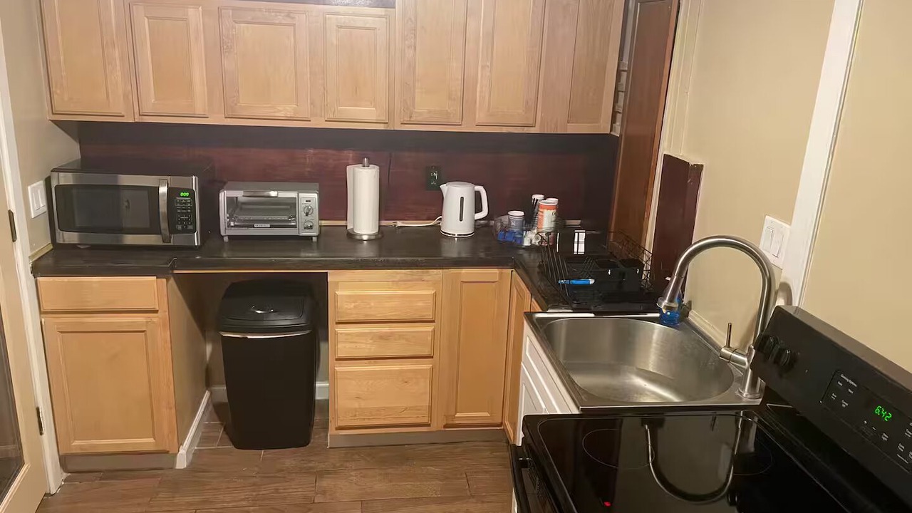 Photo of Kitchen in F. Q. Story