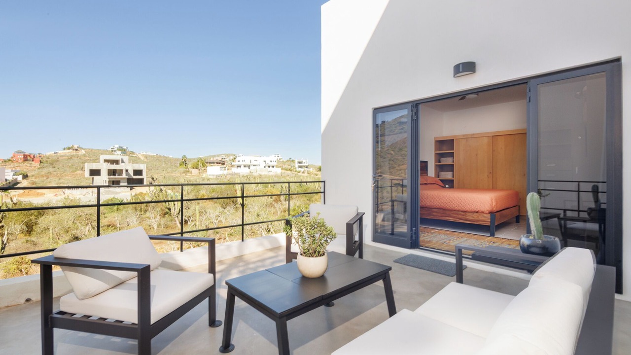 Photo of Patio Balcony in Cerritos