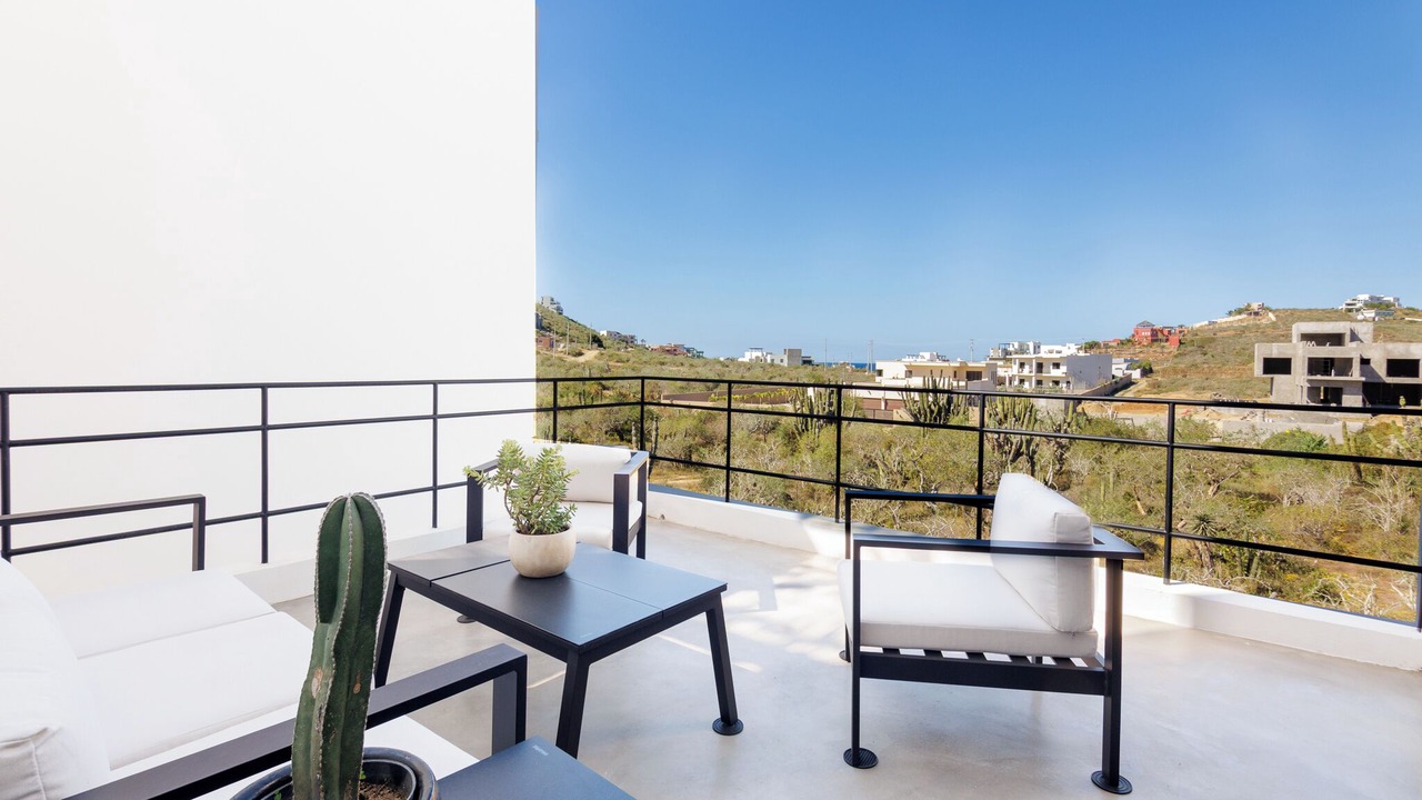 Photo of Patio Balcony in Cerritos