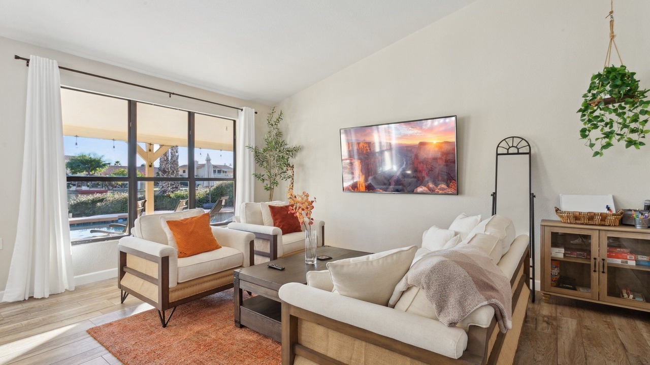 Photo of Bedroom in Garden Lakes