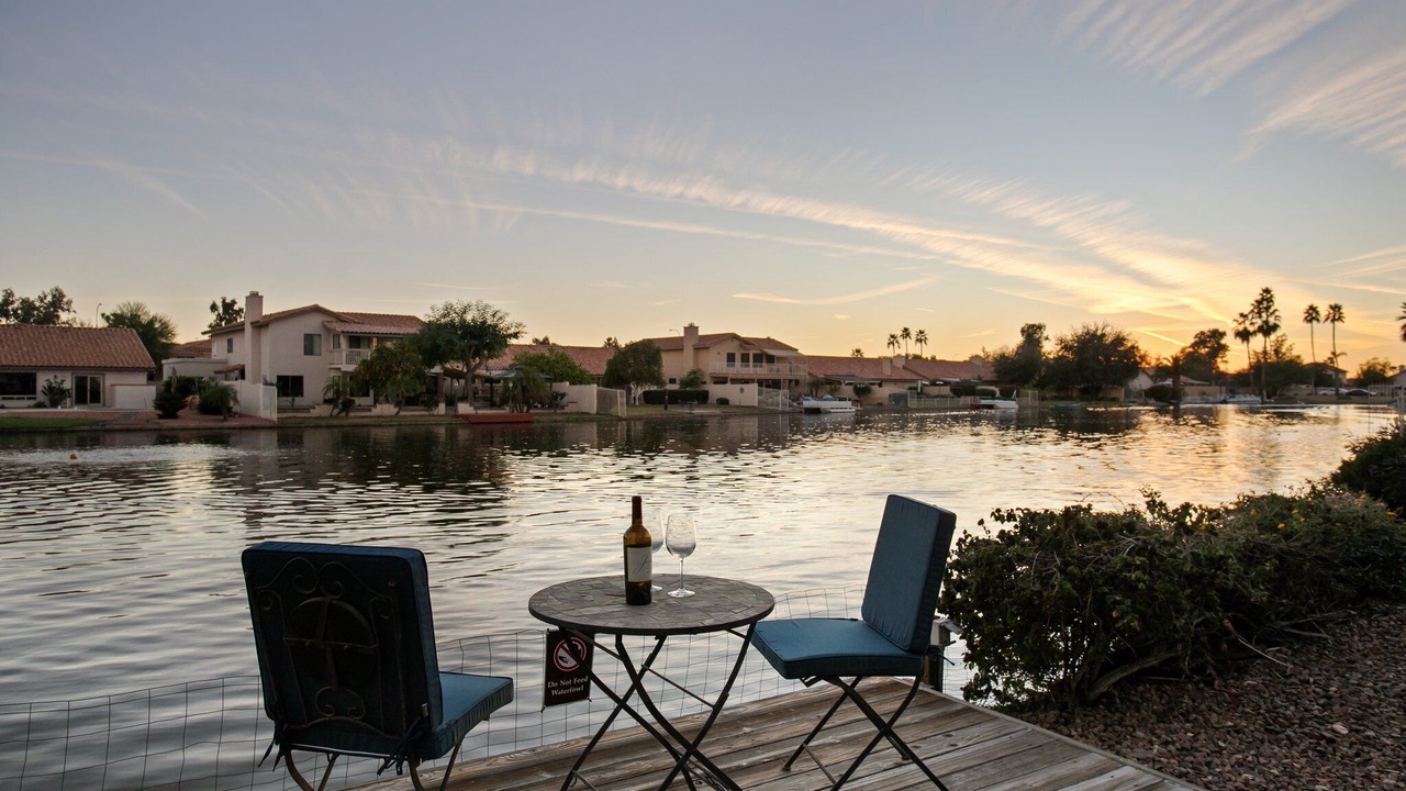 Photo of Outdoor in Garden Lakes