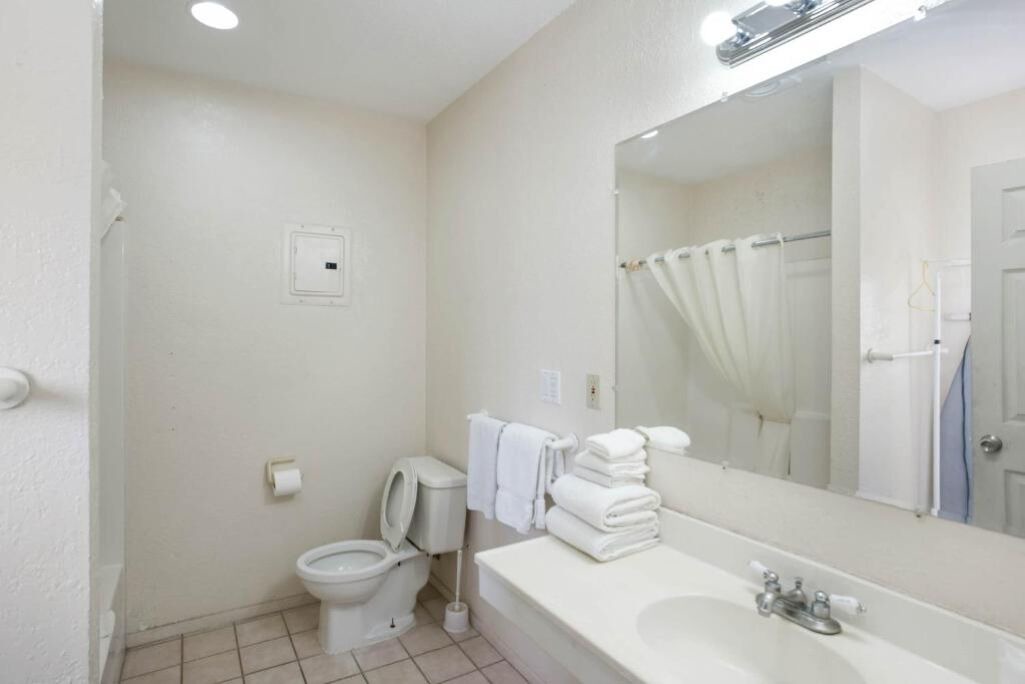 Photo of Bathroom in Yuma