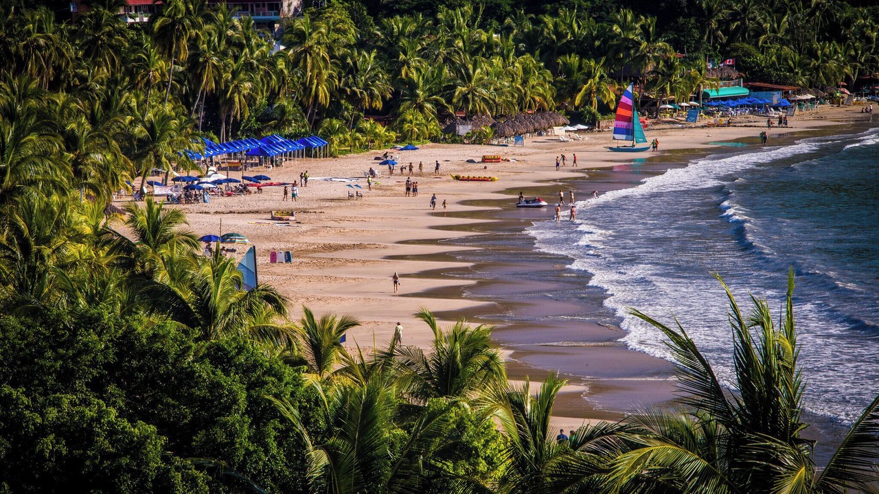 Photo of Others in Playa Las Gatas