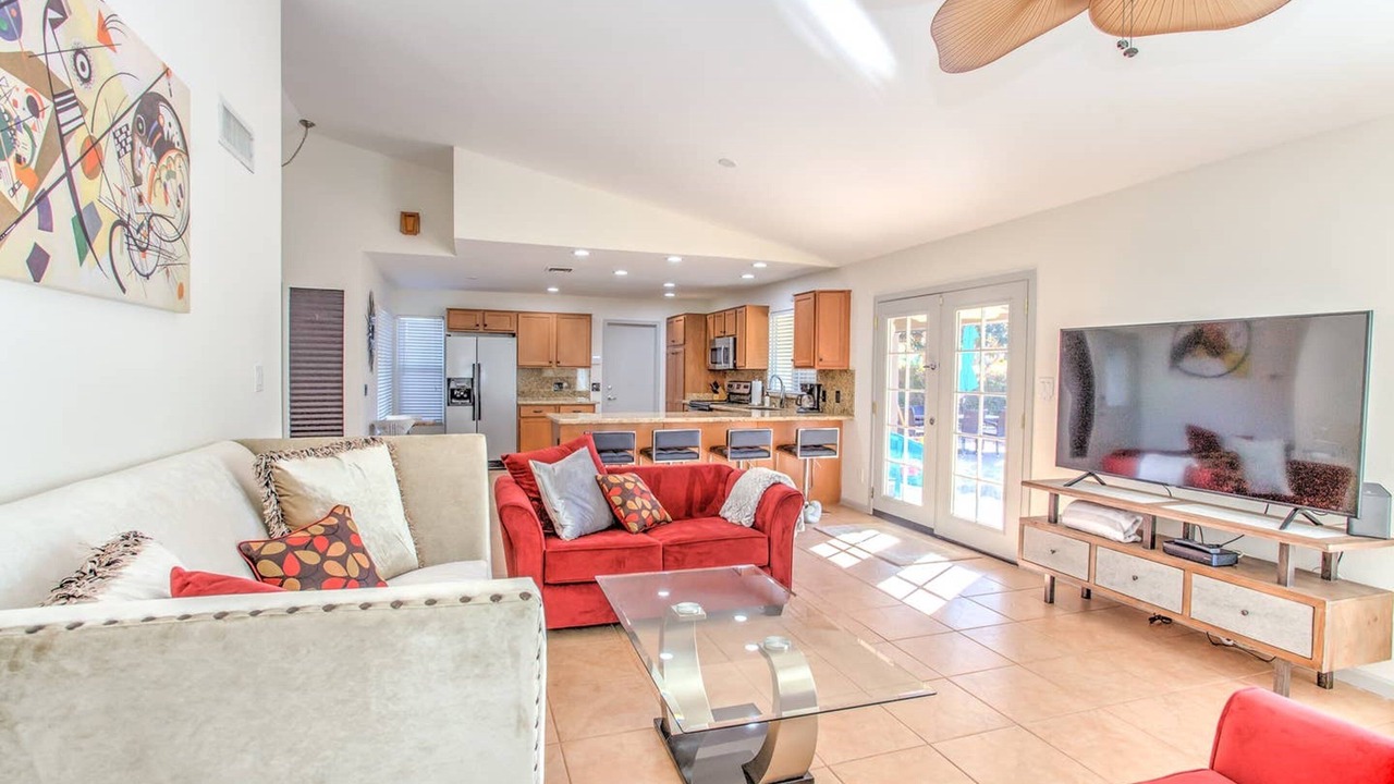 Photo of Livingroom in Dobson Ranch
