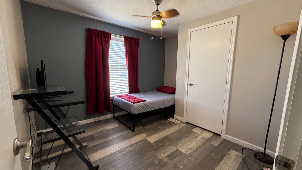 Photo of Bedroom in Foothills