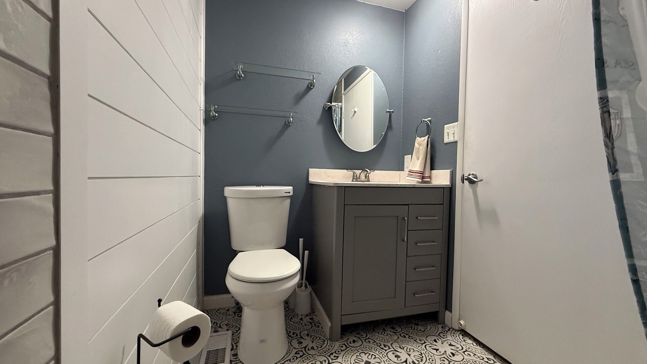 Photo of Bathroom in Foothills