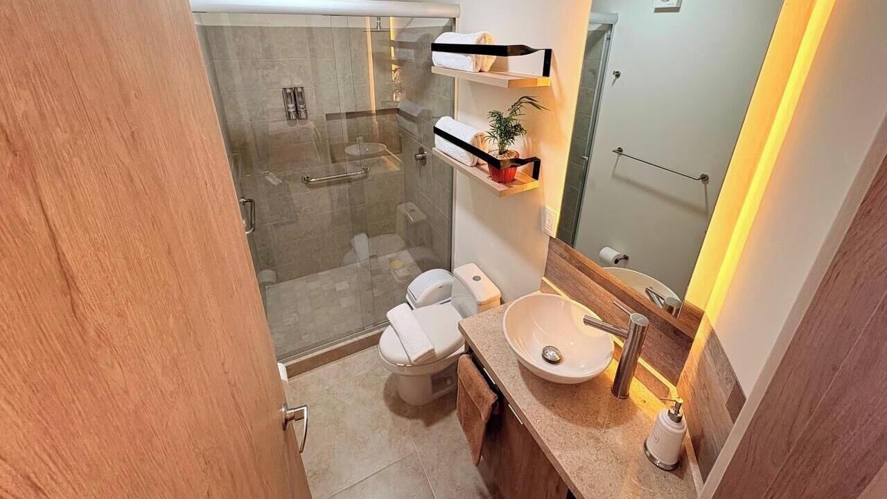 Photo of Bathroom in El Marques