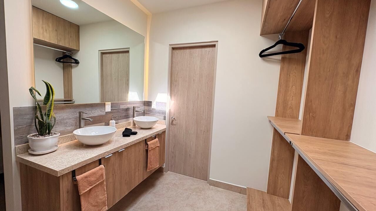 Photo of Bathroom in El Marques