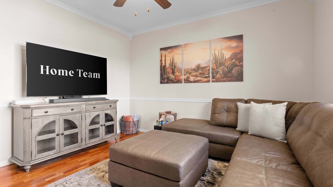 Photo of Livingroom in Palm Valley