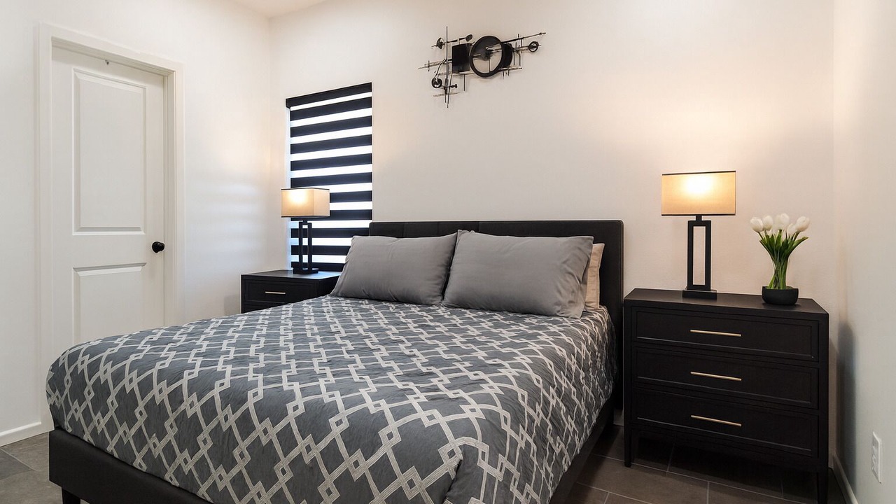 Photo of Bedroom in Edinburg