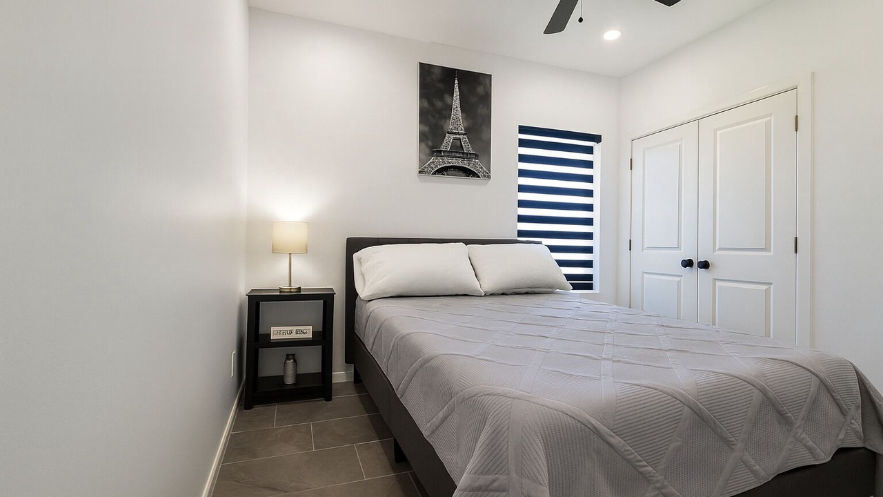 Photo of Bedroom in Edinburg