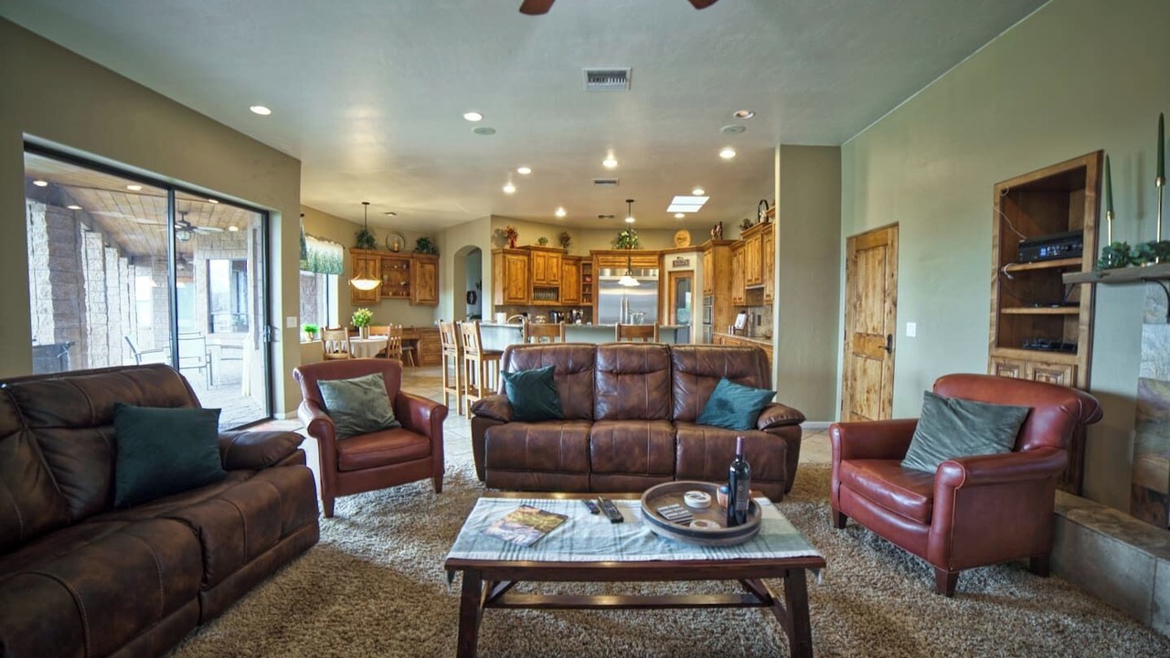 Photo of Livingroom in Tucson