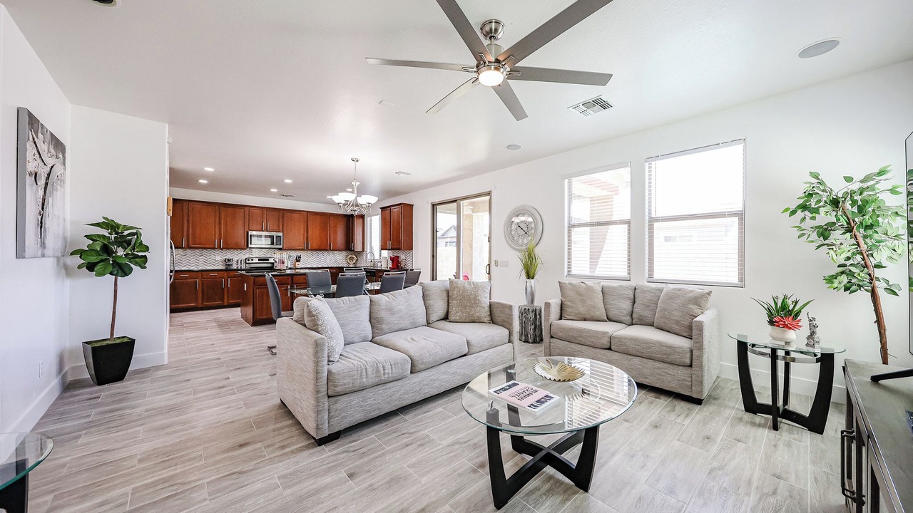 Photo of Livingroom in Rovey Farm Estates