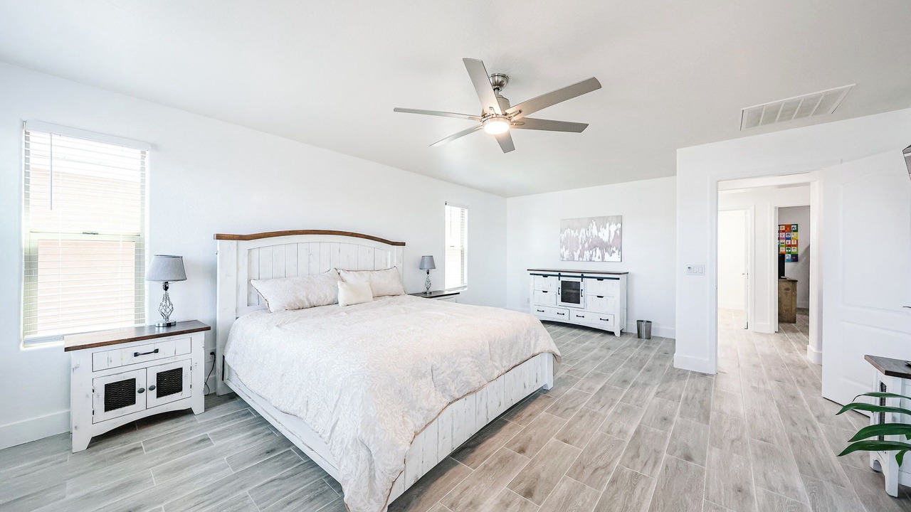 Photo of Bedroom in Rovey Farm Estates