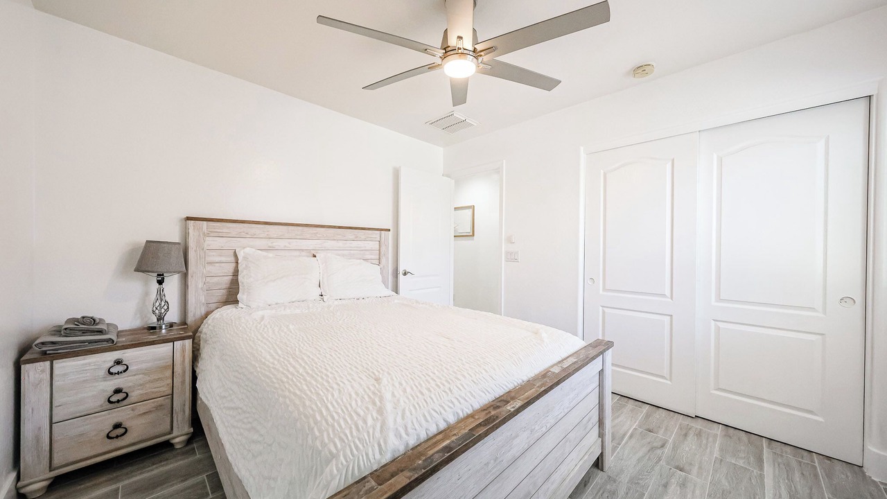 Photo of Bedroom in Rovey Farm Estates