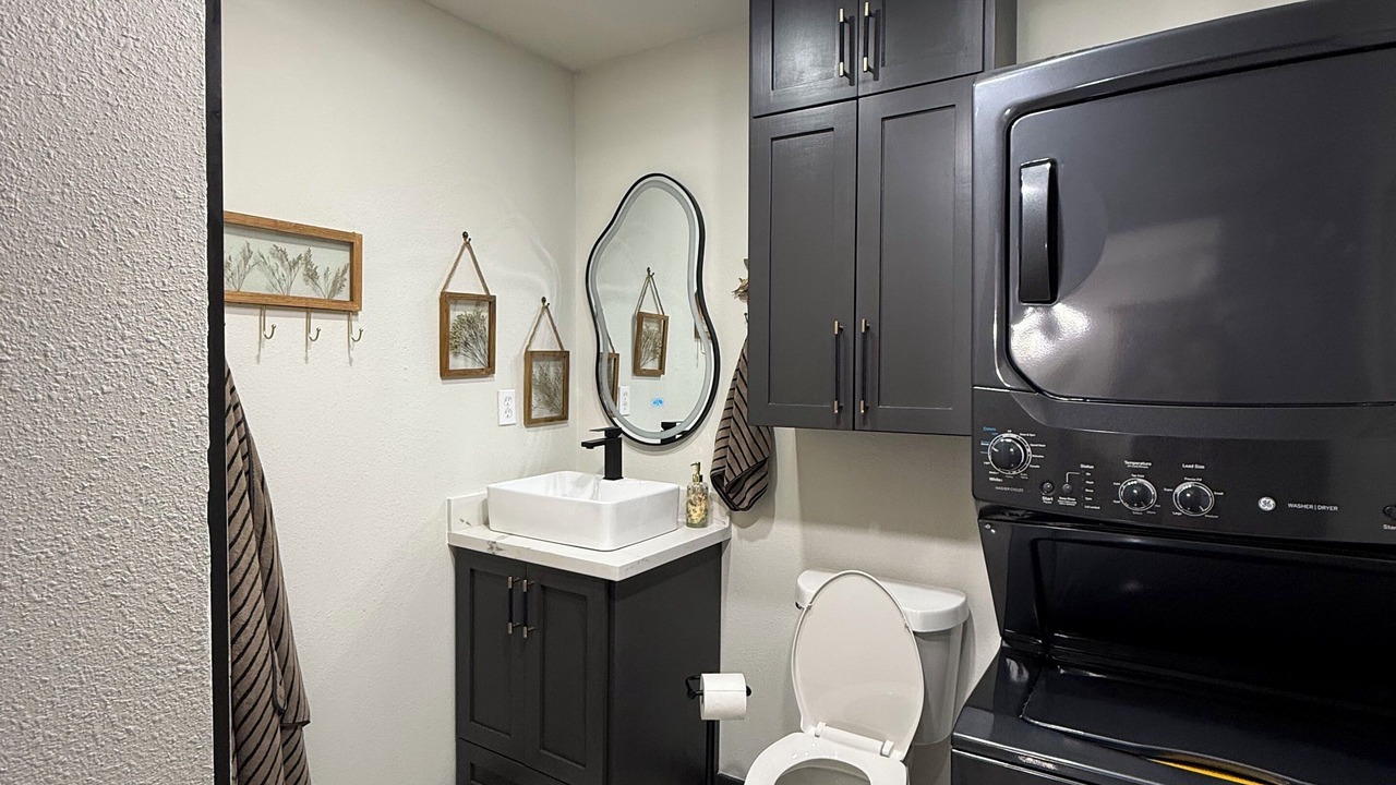 Photo of Bathroom in Brownsville
