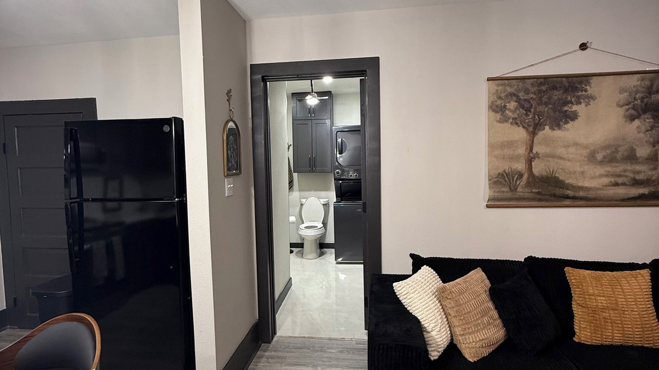 Photo of Livingroom in Brownsville