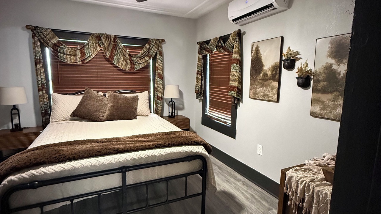 Photo of Bedroom in Brownsville
