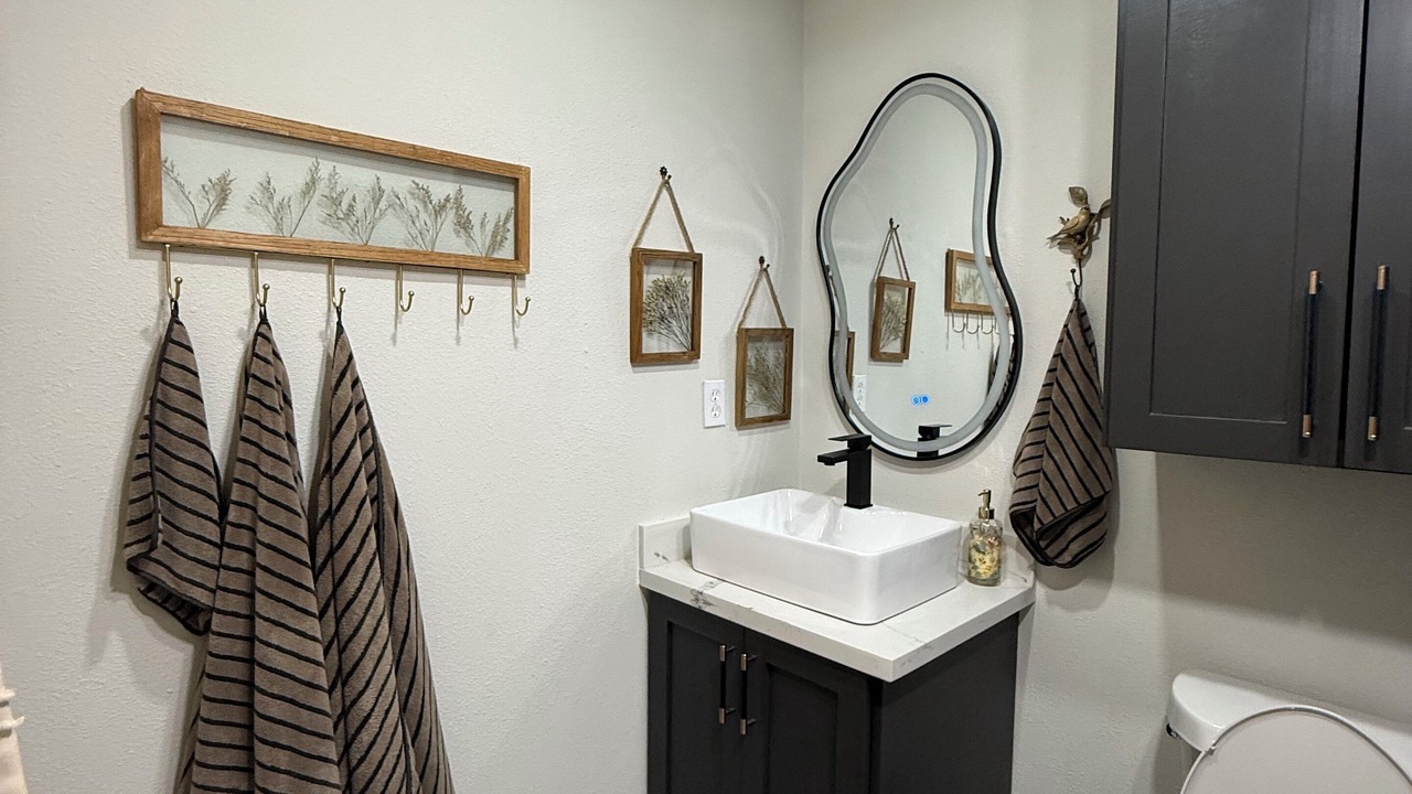Photo of Bathroom in Brownsville