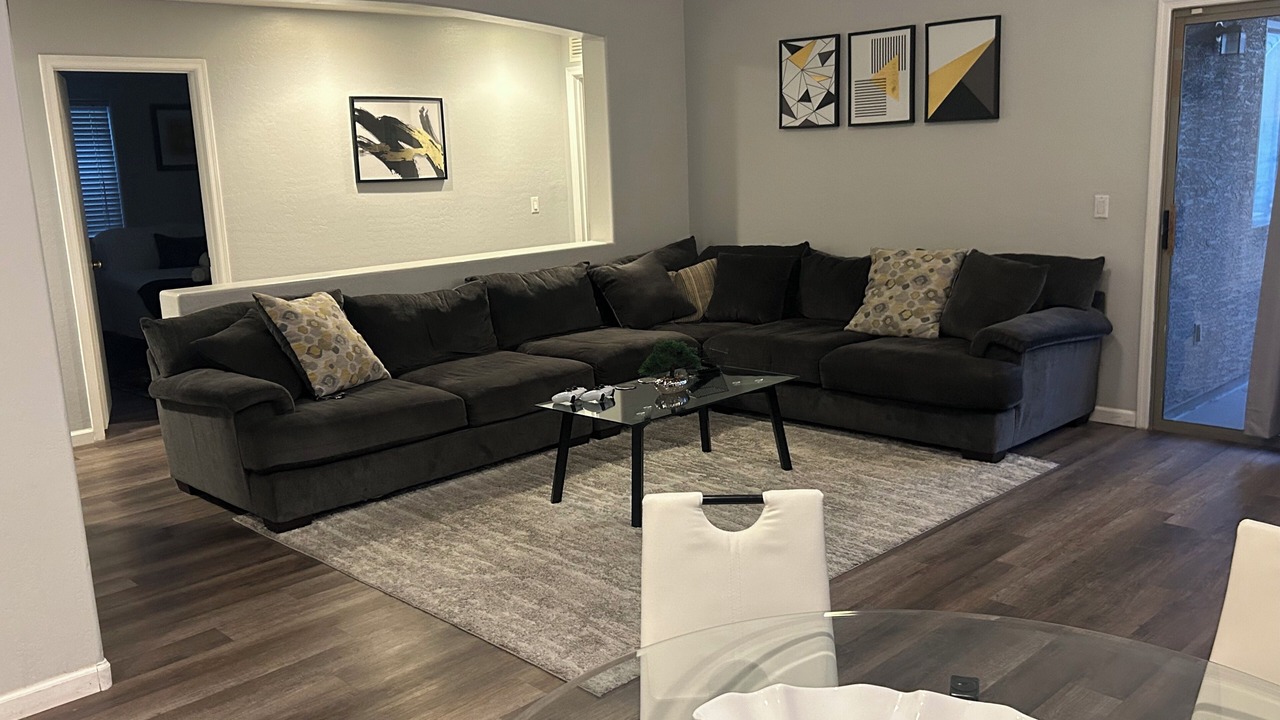 Photo of Livingroom in Avondale
