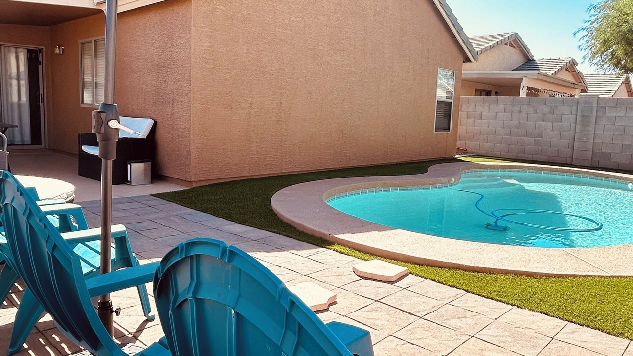 Photo of Outdoor in Avondale