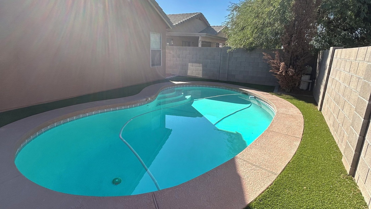 Photo of Outdoor in Avondale