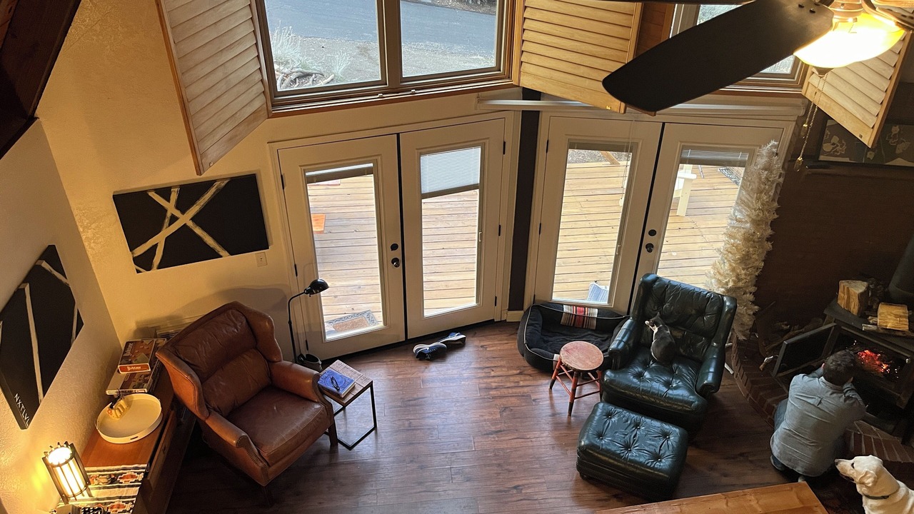Photo of Livingroom in Frazier Park
