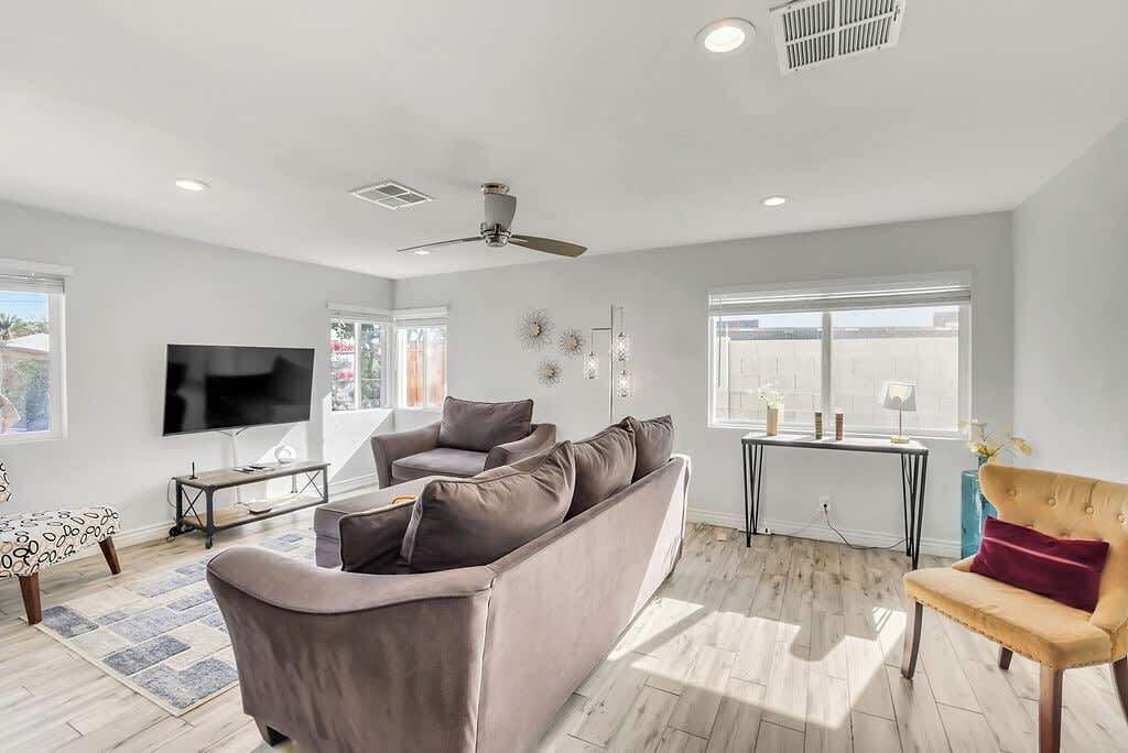 Photo of Livingroom in Coronado