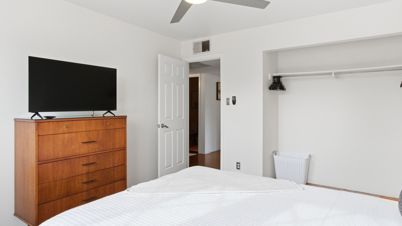 Photo of Bedroom in New Papago Parkway