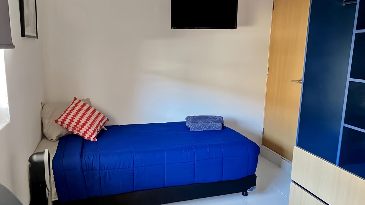 Photo of Bedroom in Alameda