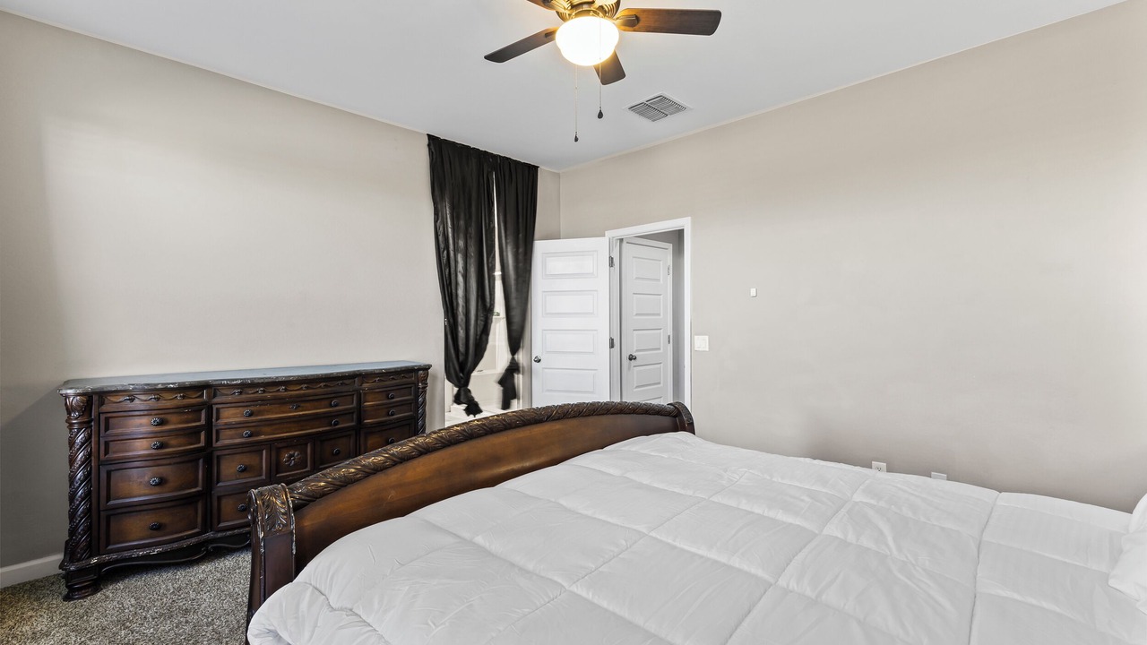 Photo of Bedroom in Rogers Ranch
