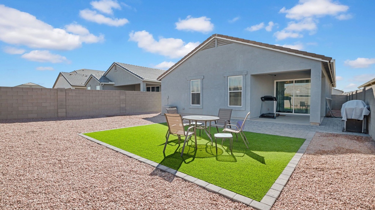 Photo of Outdoor in Rogers Ranch