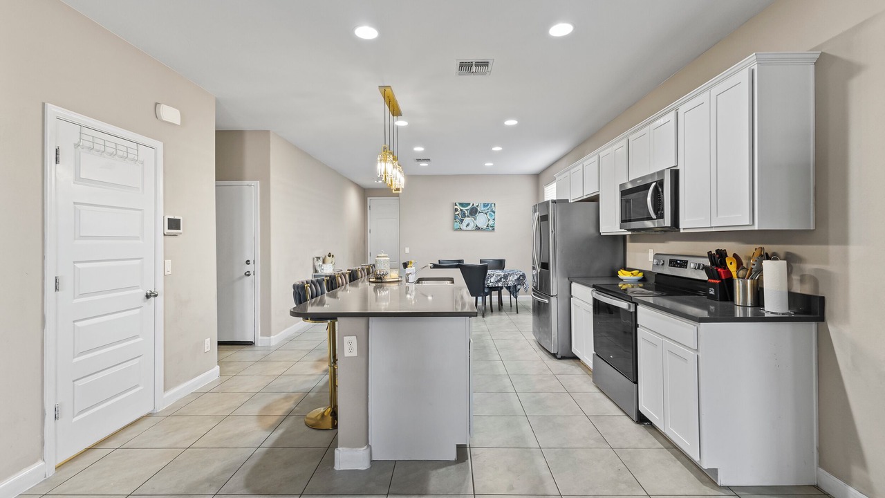 Photo of Kitchen in Rogers Ranch
