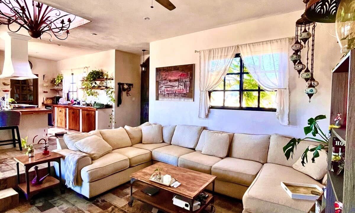 Photo of Livingroom in Cerritos