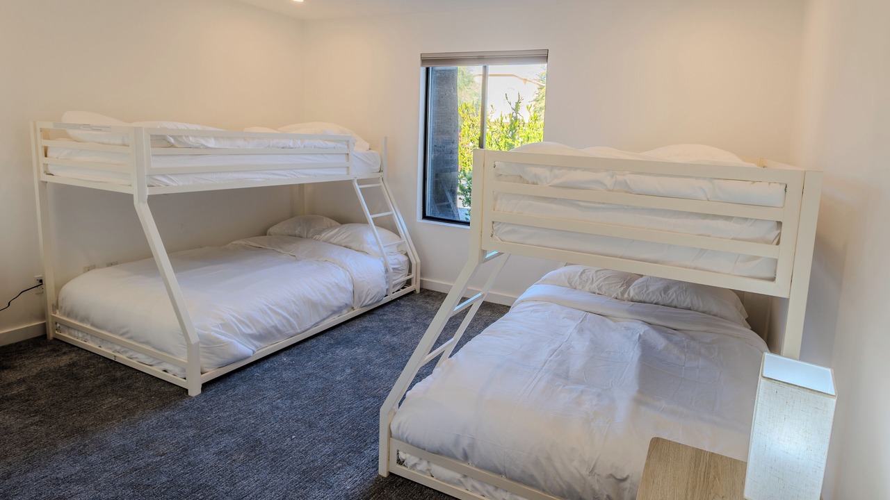 Photo of Bedroom in Raskin Estates