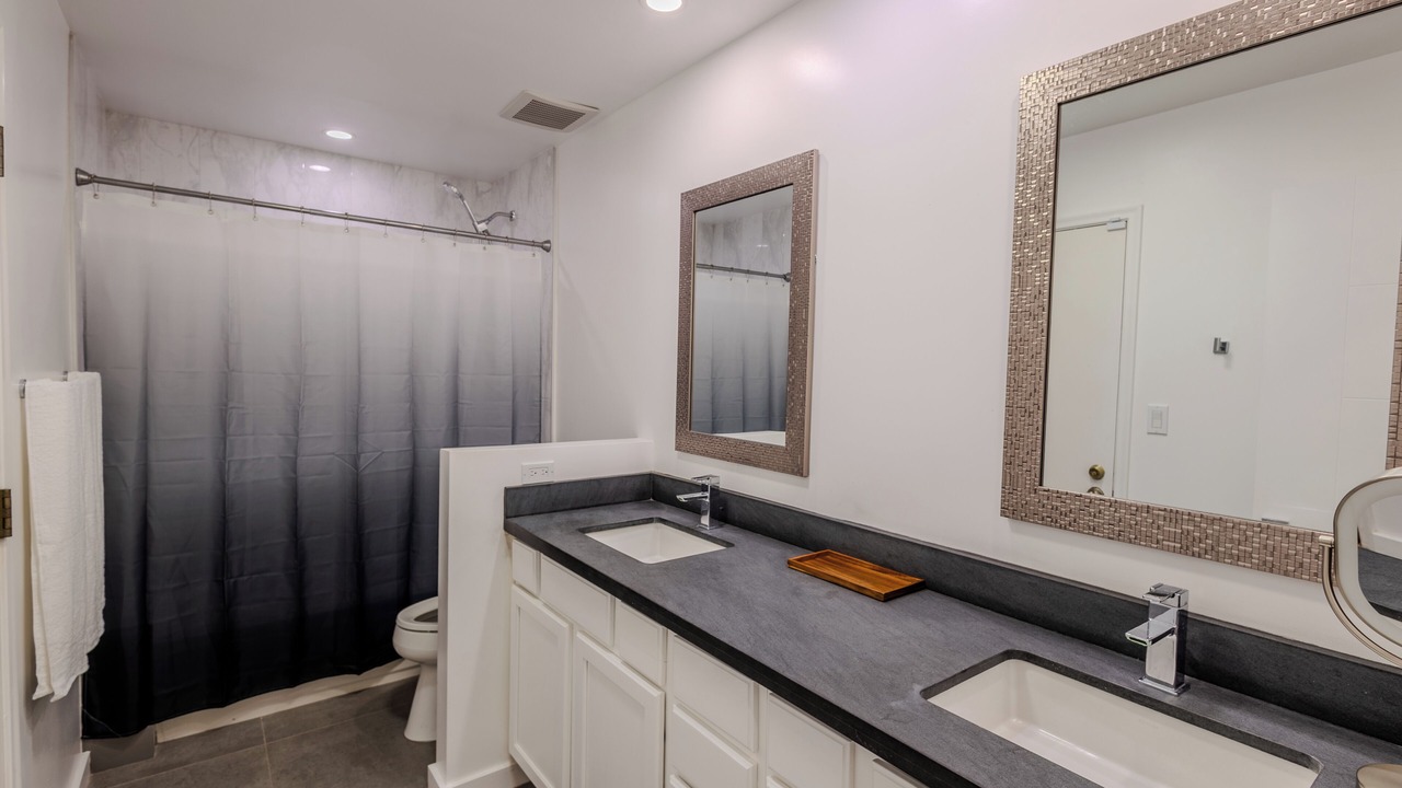Photo of Bathroom in Raskin Estates