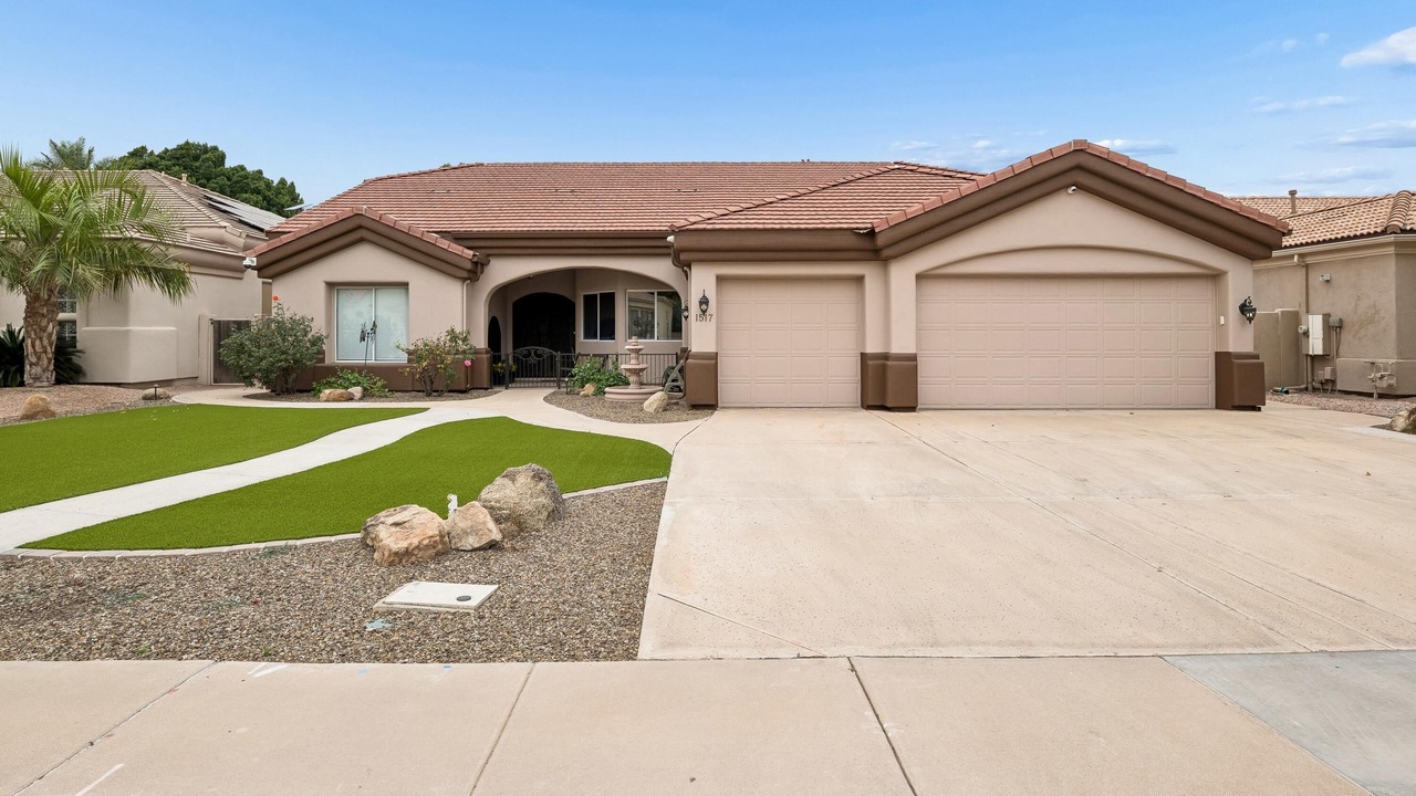 Photo of Outdoor in Val Vista Lakes