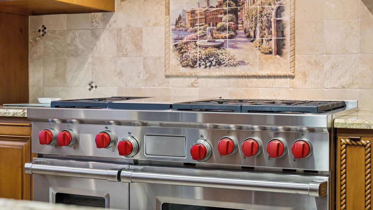 Photo of Kitchen in Val Vista Lakes