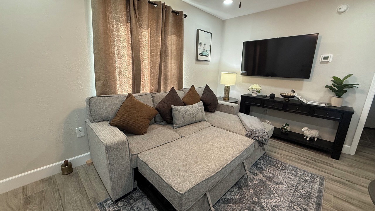Photo of Livingroom in Alhambra