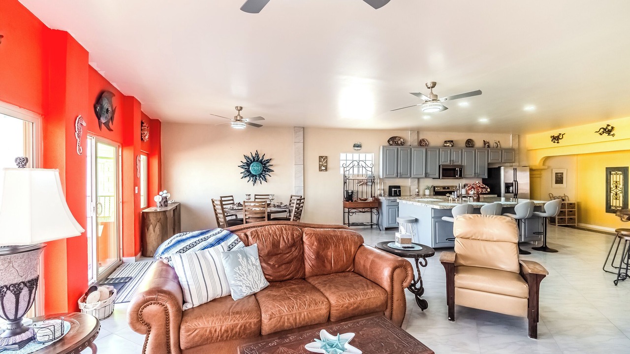 Photo of Livingroom in Cholla Bay