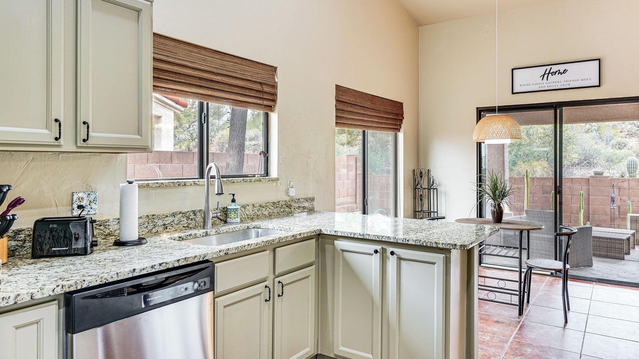 Photo of Kitchen in The Villages Of La Canada
