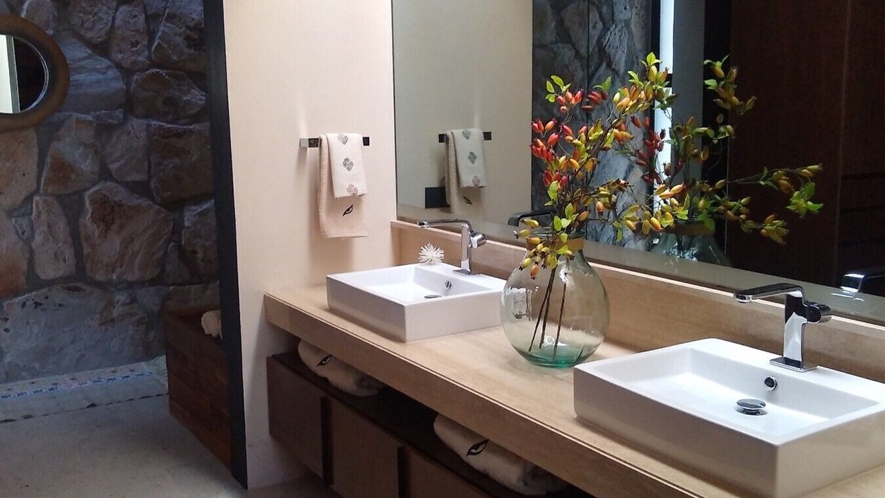Photo of Bathroom in El Marques