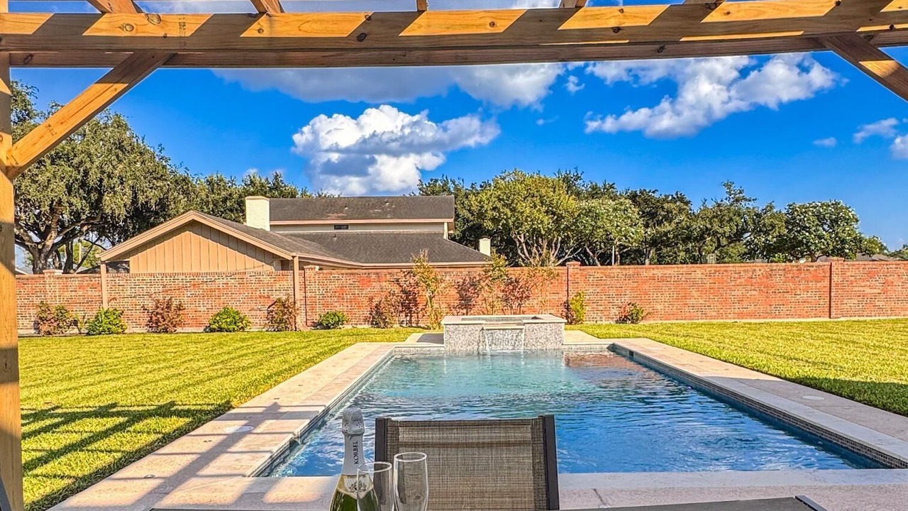 Photo of Outdoor in Edinburg