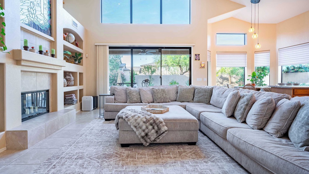 Photo of Livingroom in Fox Crossing