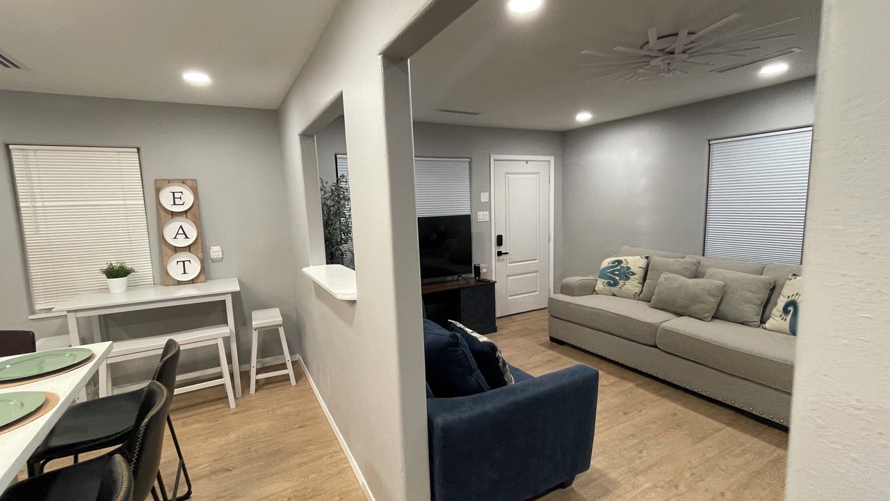 Photo of Livingroom in Mission