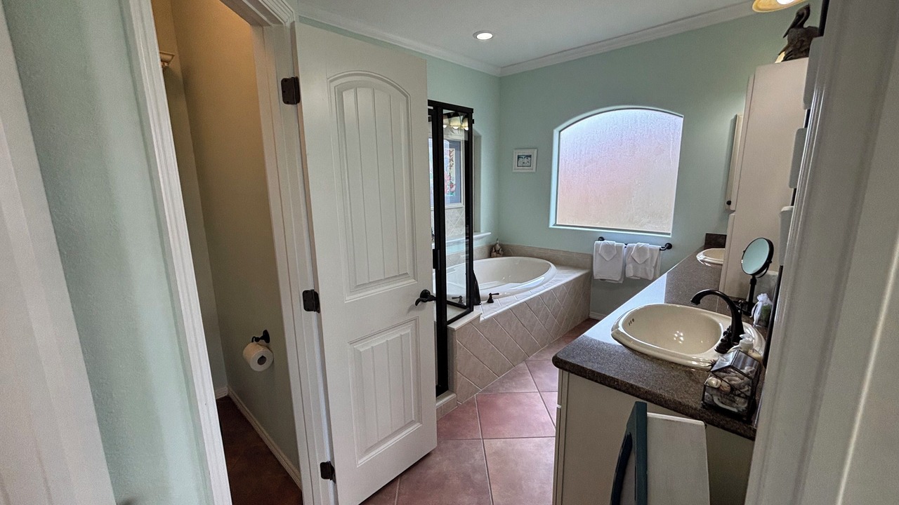 Photo of Bathroom in Laguna Vista