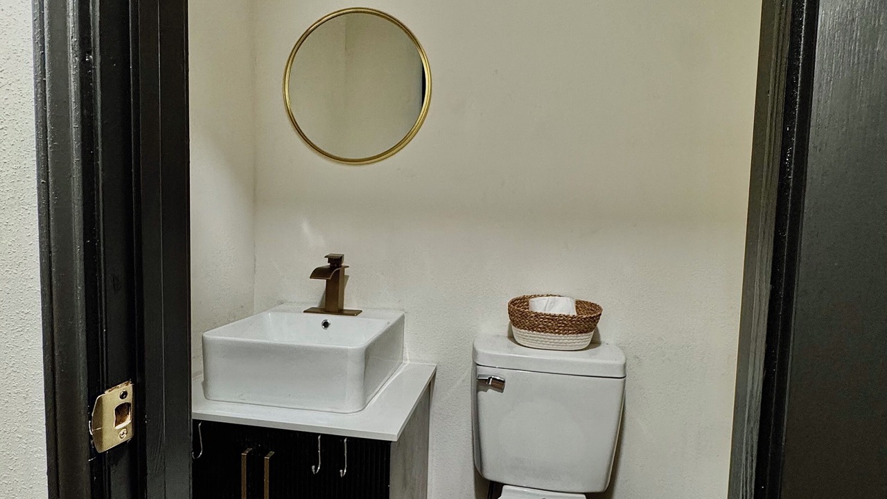 Photo of Bathroom in Brownsville