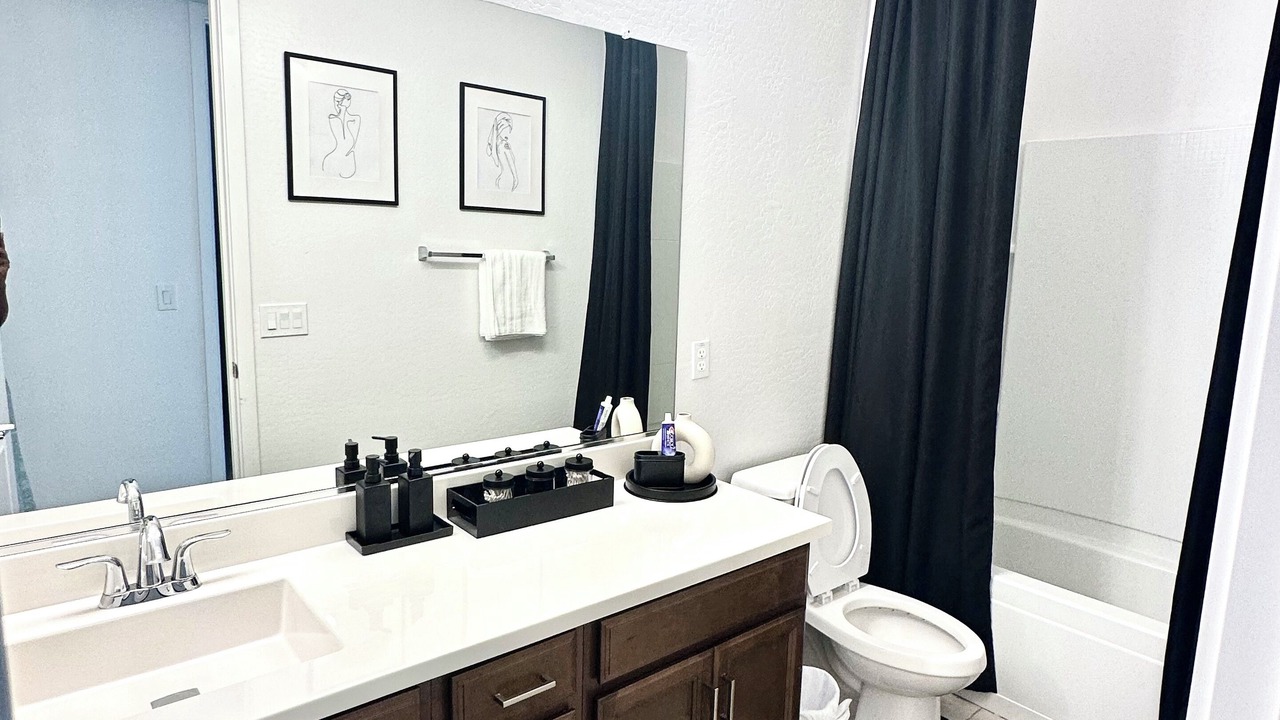 Photo of Bathroom in South Mountain
