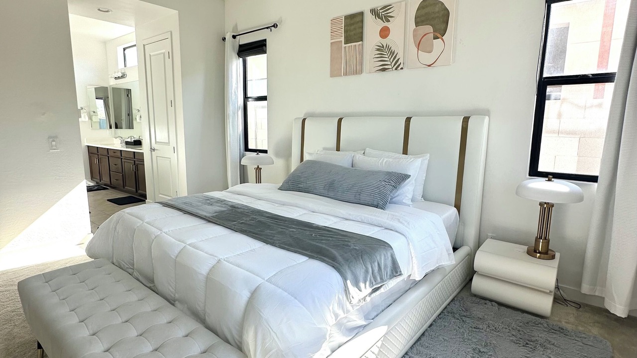 Photo of Bedroom in South Mountain